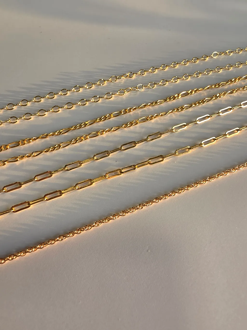 Gold chains ready to choose from
