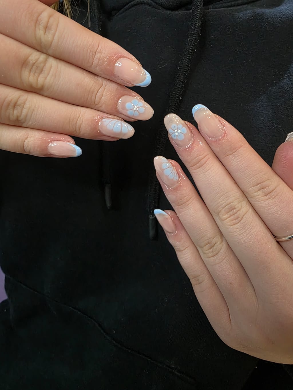 Blue abstract gel extensions created by Georgie